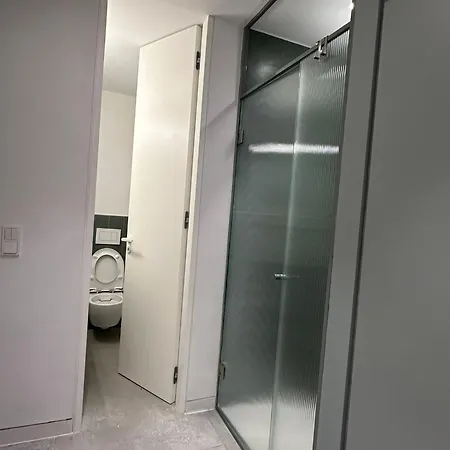 The Met Base, No1 شقة ريثيمنو