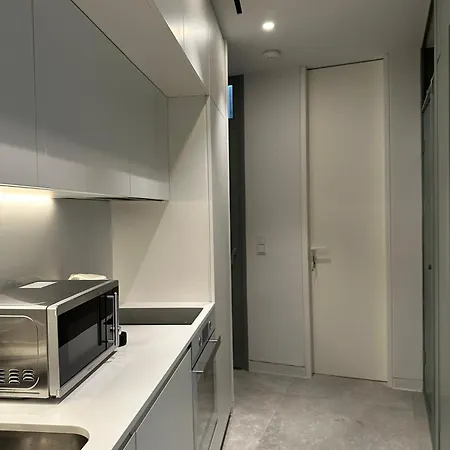 Апартаменты The Met Base, No1