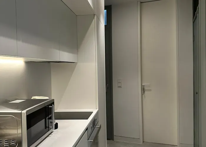 Апартаменты The Met Base, No1